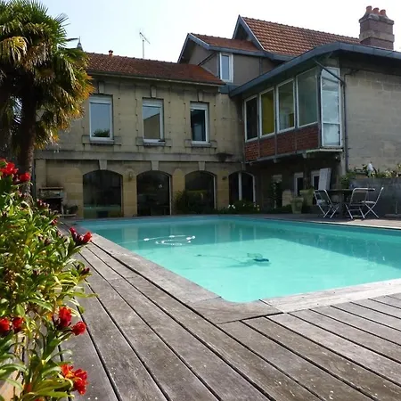 Oda ve Kahvaltı Clos Des Boulevards